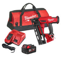 Milwaukee M18FN16GA-501X 18V Fuel 16 Ga Angled Second Fix Finish Nailer with 1x 5.0Ah Battery